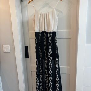 Elegant Black and White Maxi Dress